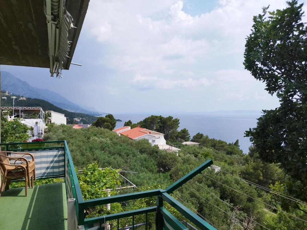 Apartments Mare - 150 M From Beach Брела Экстерьер фото