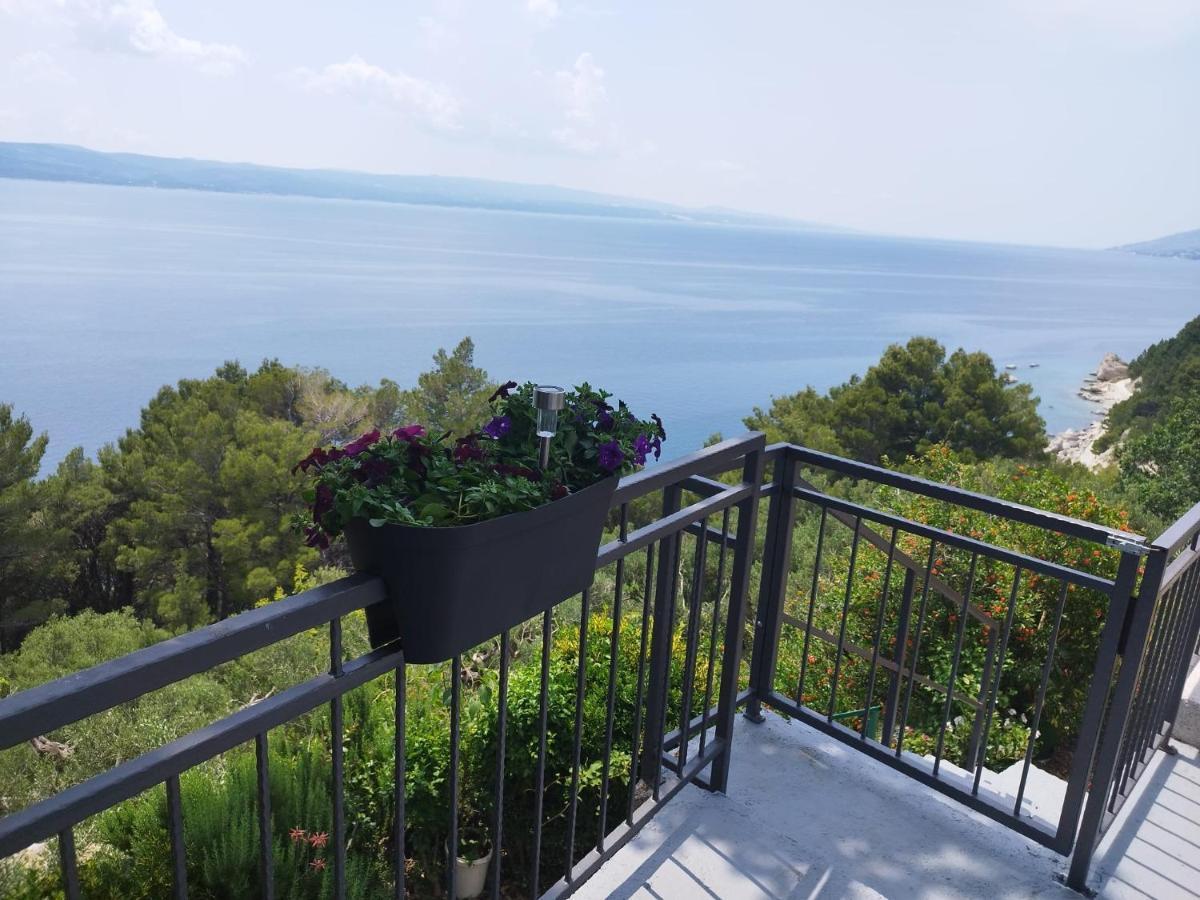 Apartments Mare - 150 M From Beach Брела Экстерьер фото